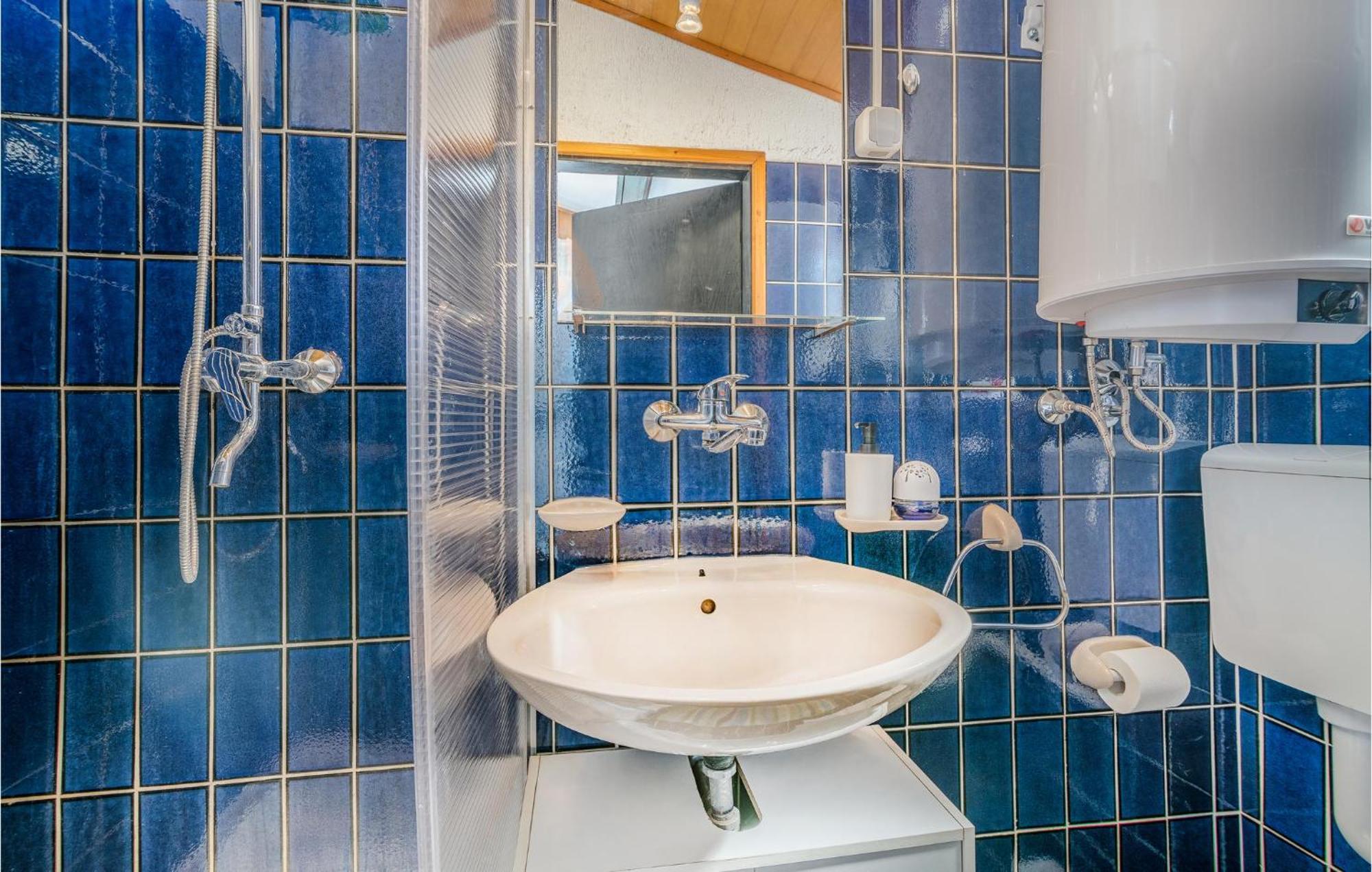 2 Bedroom Gorgeous Home In Baska Екстер'єр фото
