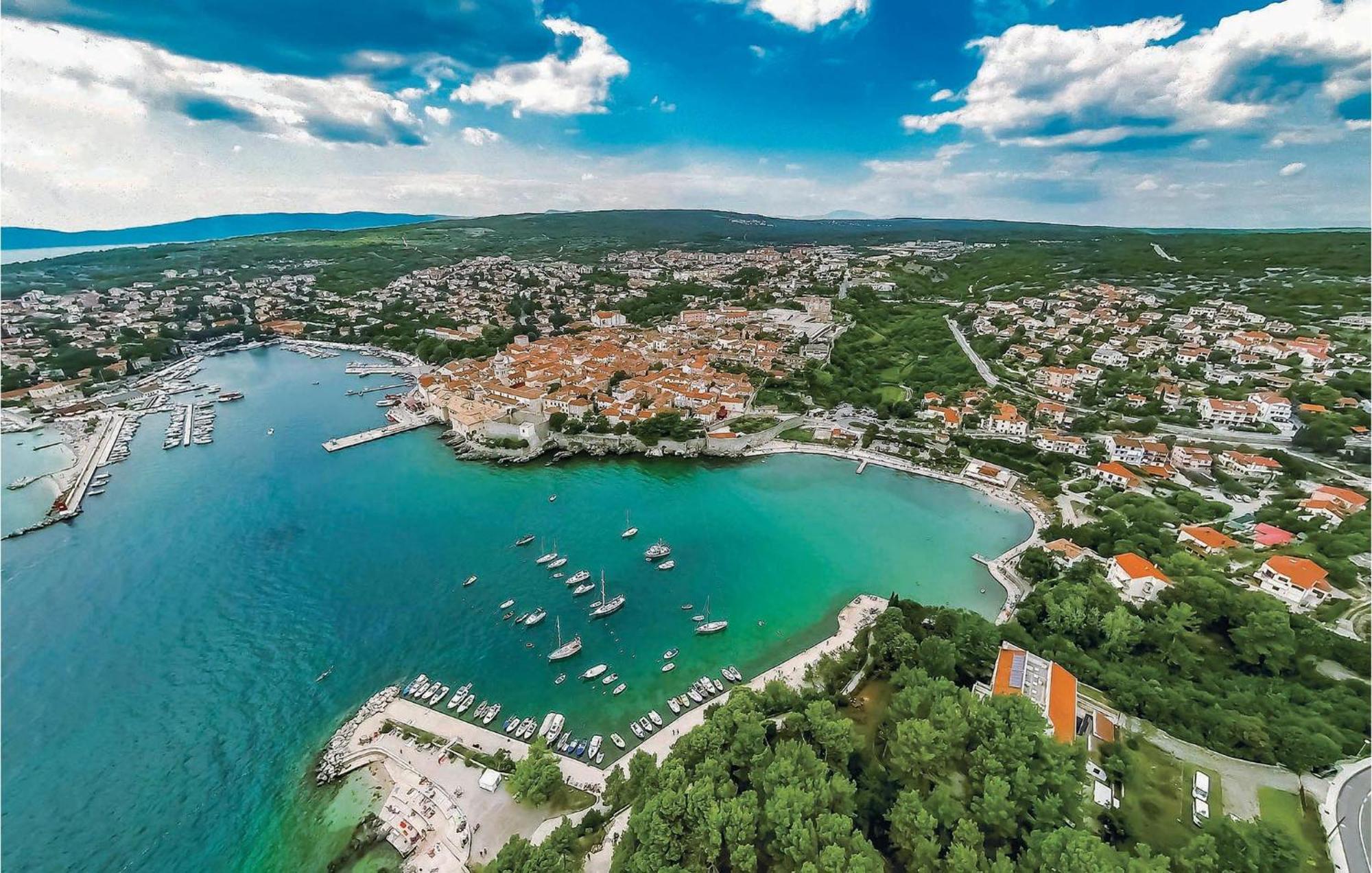 2 Bedroom Gorgeous Home In Baska Екстер'єр фото